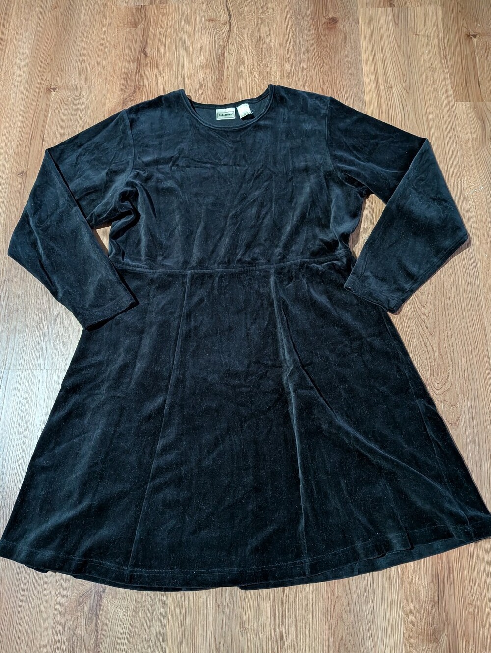 LL Bean Vintage Black Velour Skater Dress Large